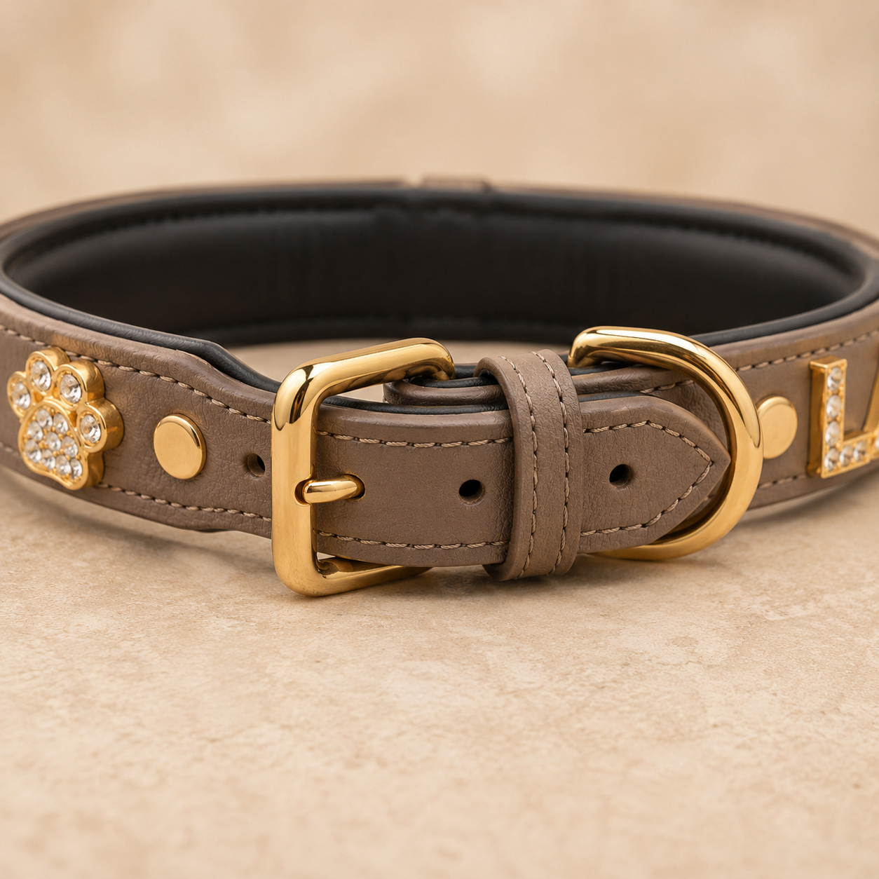 The Custom Name Collar